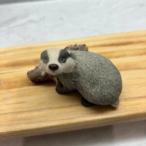 Sherratt & Simpson Badger figurine